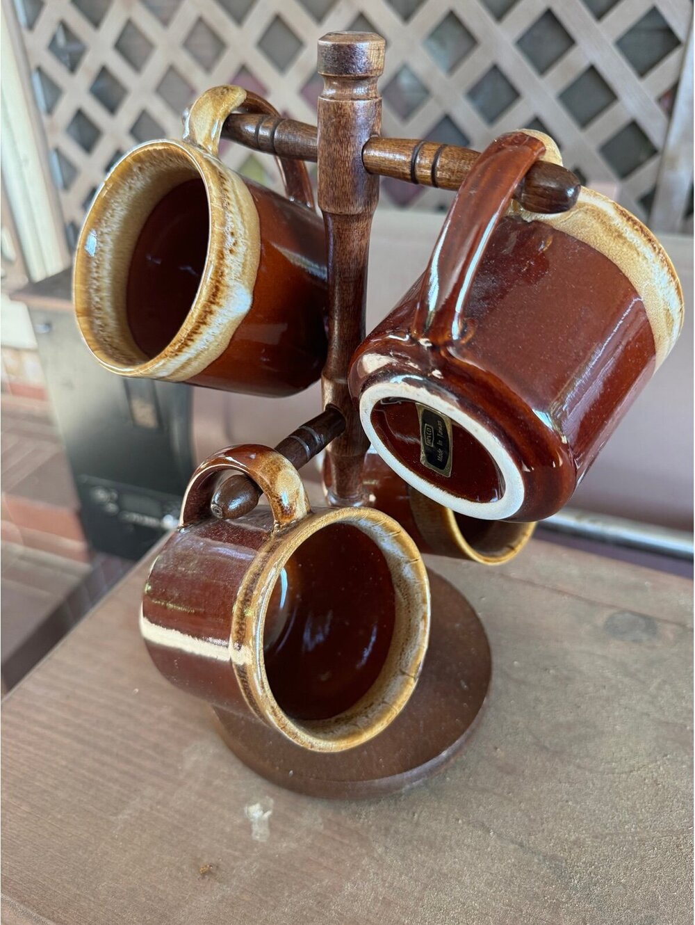 VINTAGE SET OF 6 MADE IN TAIWAN STACKING MUGS & MUG STAND BROWN POTTERY MCM